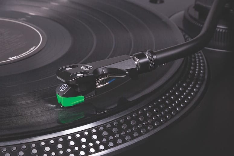 Audio-Technica AT-LP120XUSB Turntable