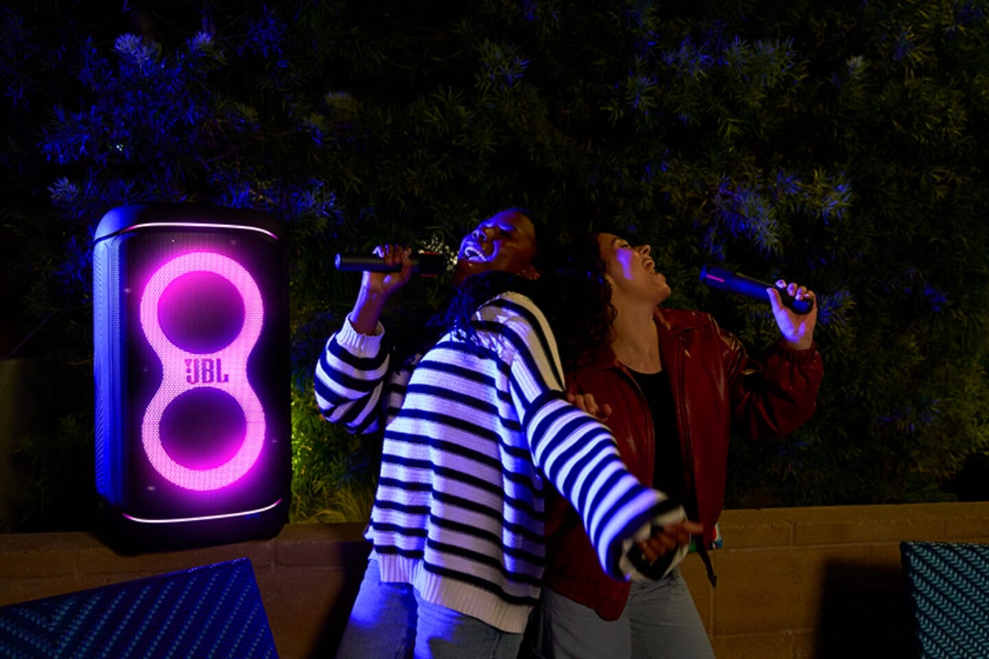 Who’s The PartyBox 520 Right For?