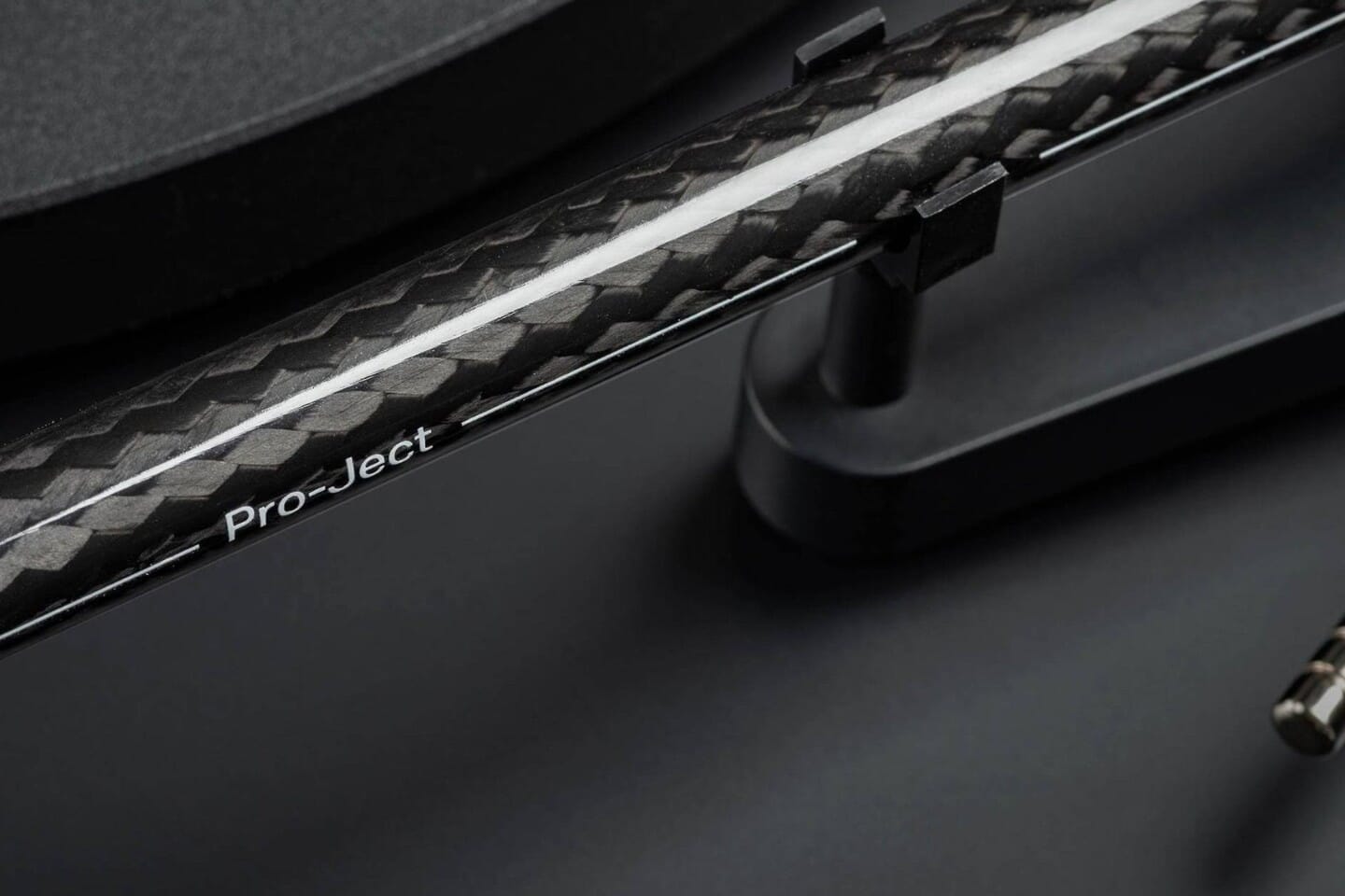 Hybrid Carbon-Aluminium Tonearm 