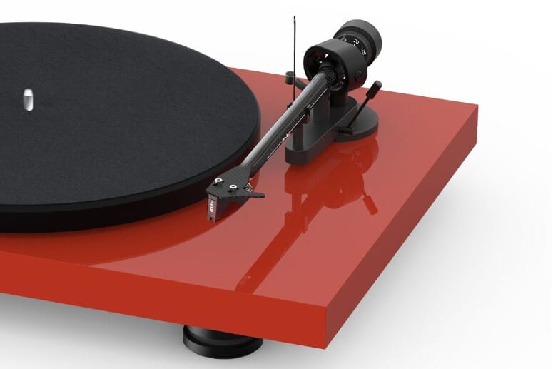 Unlock the true potential of your record collection with the Pro-Ject Debut Carbon EVO