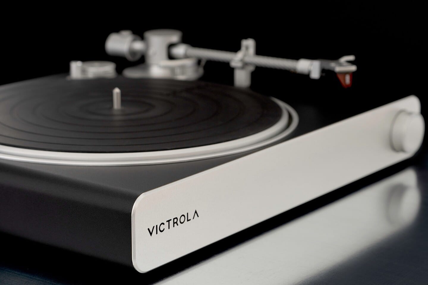 Victrola Stream Carbon Turntable