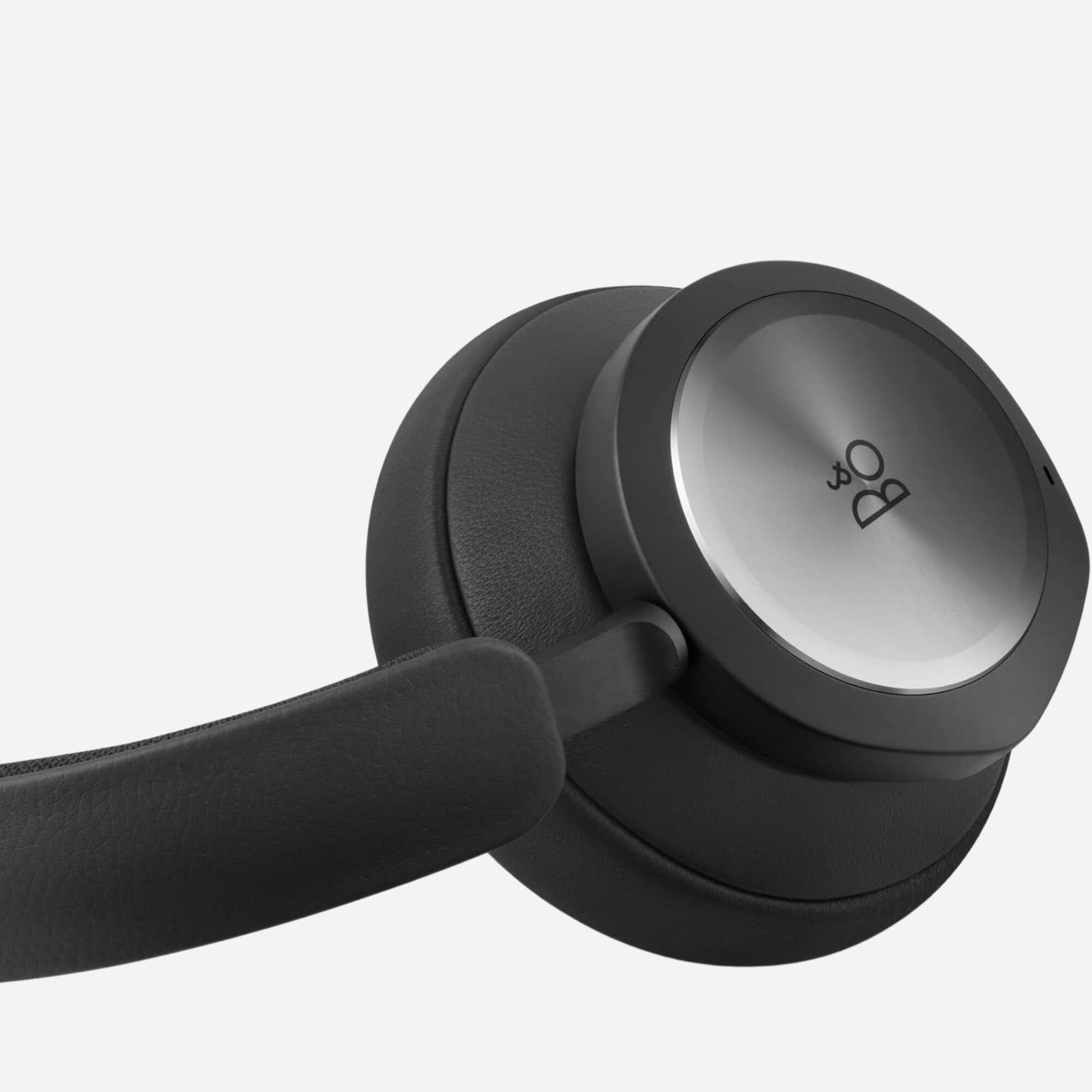 Beoplay Portal Wireless Gaming Headphones | Smart Home Sounds