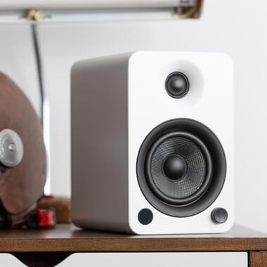 Kanto YU4 Powered Speakers Kanto YU4 Powered Speakers