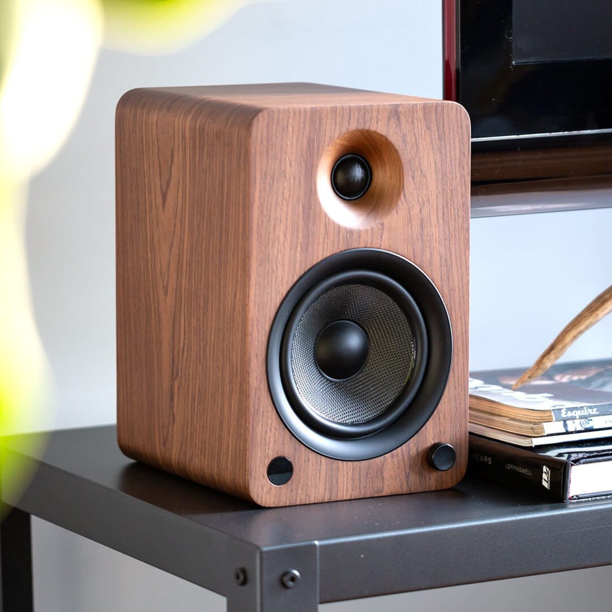 Kanto YU6 Powered Bookshelf Speakers Smart Home Sounds
