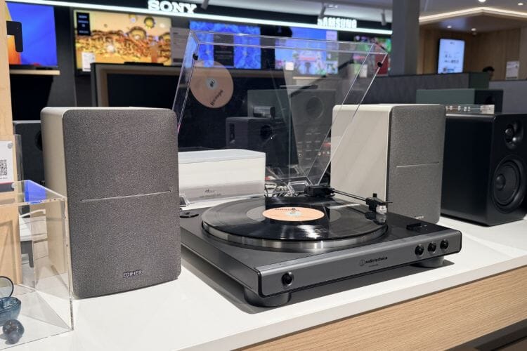 Audio-Technica AT-LP60XUSB Review: Best Beginner Turntable?