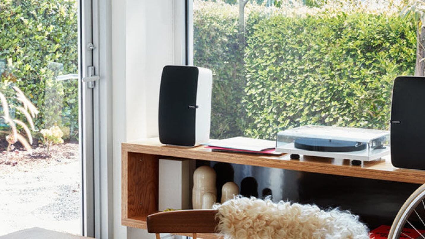 How to Play your Turntable Audio in Every Room with Sonos