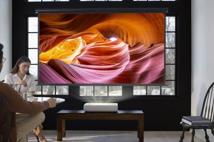 How to Connect a Sonos Soundbar to a Projector