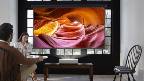 How to Connect a Sonos Soundbar to a Projector