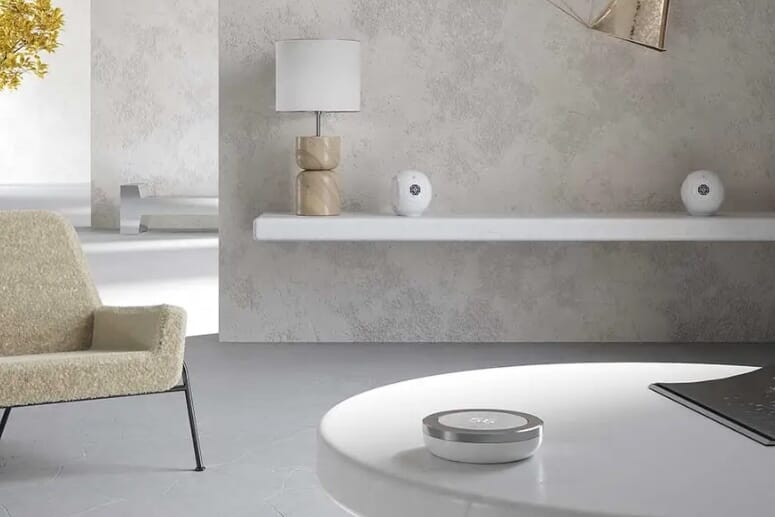 What we love about the Devialet Phantom Remote