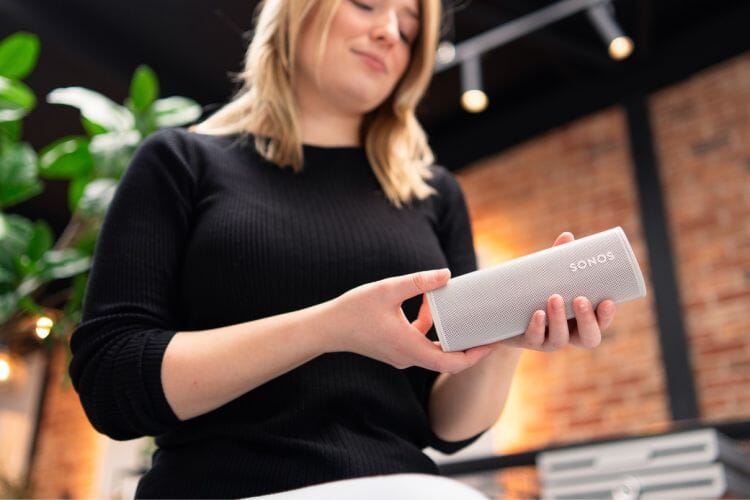 Sonos Roam battery life improvements in Software Update 13.3