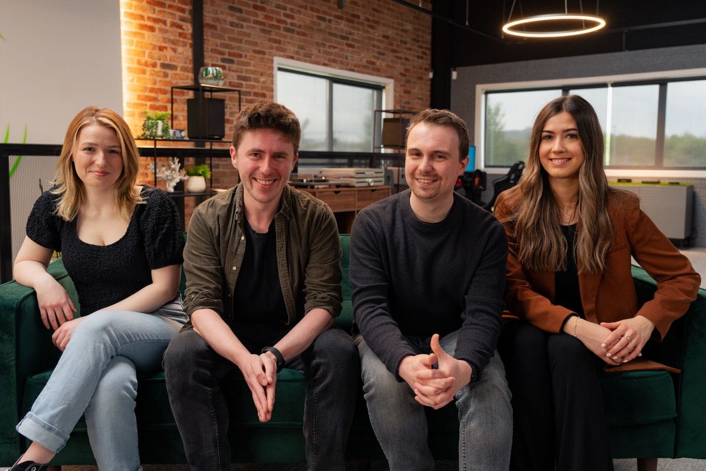 Our Tech Guides have years of experience with Sonos products and are here to help you find the best setup for your space. 