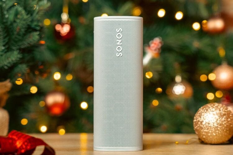 2022 Christmas Gift Guide: Top 20 Tech Gifts
