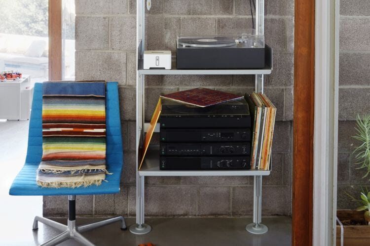 Give Life to your Old Hi-Fi System with Sonos Connect